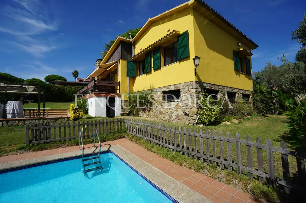 Villa con terrazza in vendita a Cabrils, imagen 2