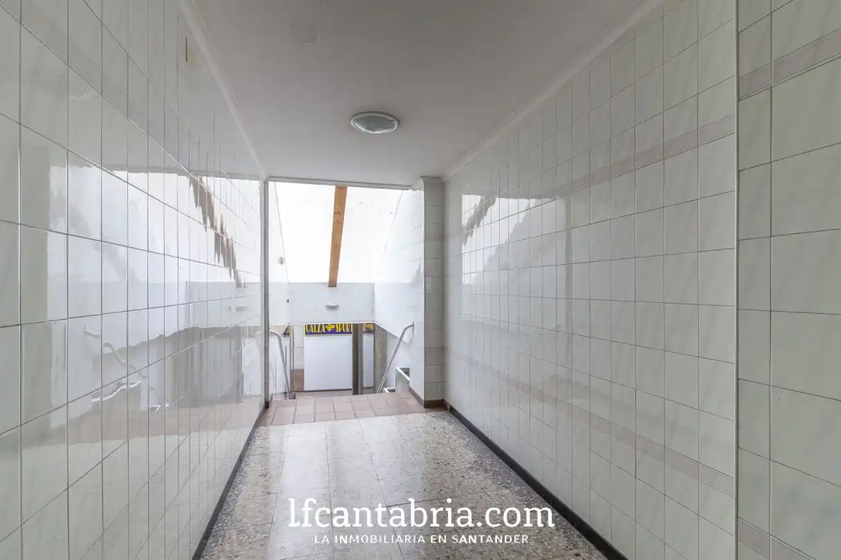 Business premises for sale in Muriedas, imagen 7