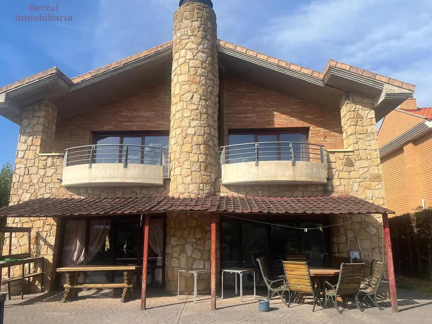 Detached house with garden for sale in Calle de Valle del Oja, imagen 86