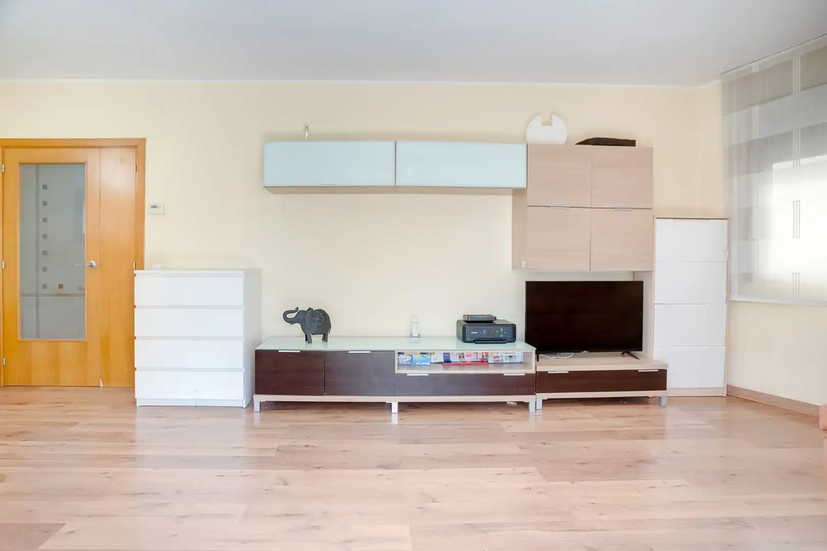 Sala de estar de Piso en venta en Sant Adrià de Besòs con Calefacción y Balcón