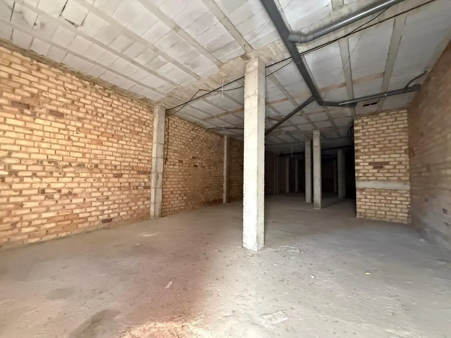 Local comercial en venta en Calle SAMBORONDON, imagen 3