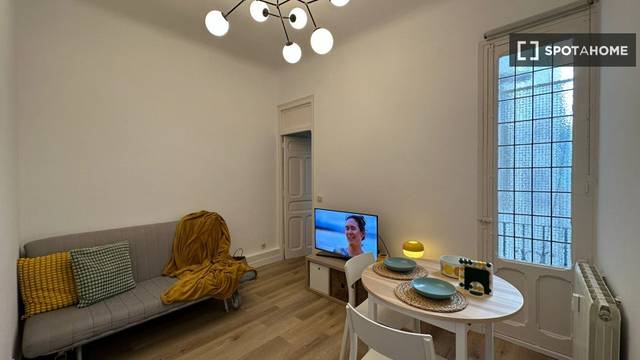 Piso en Alquiler en Castellana