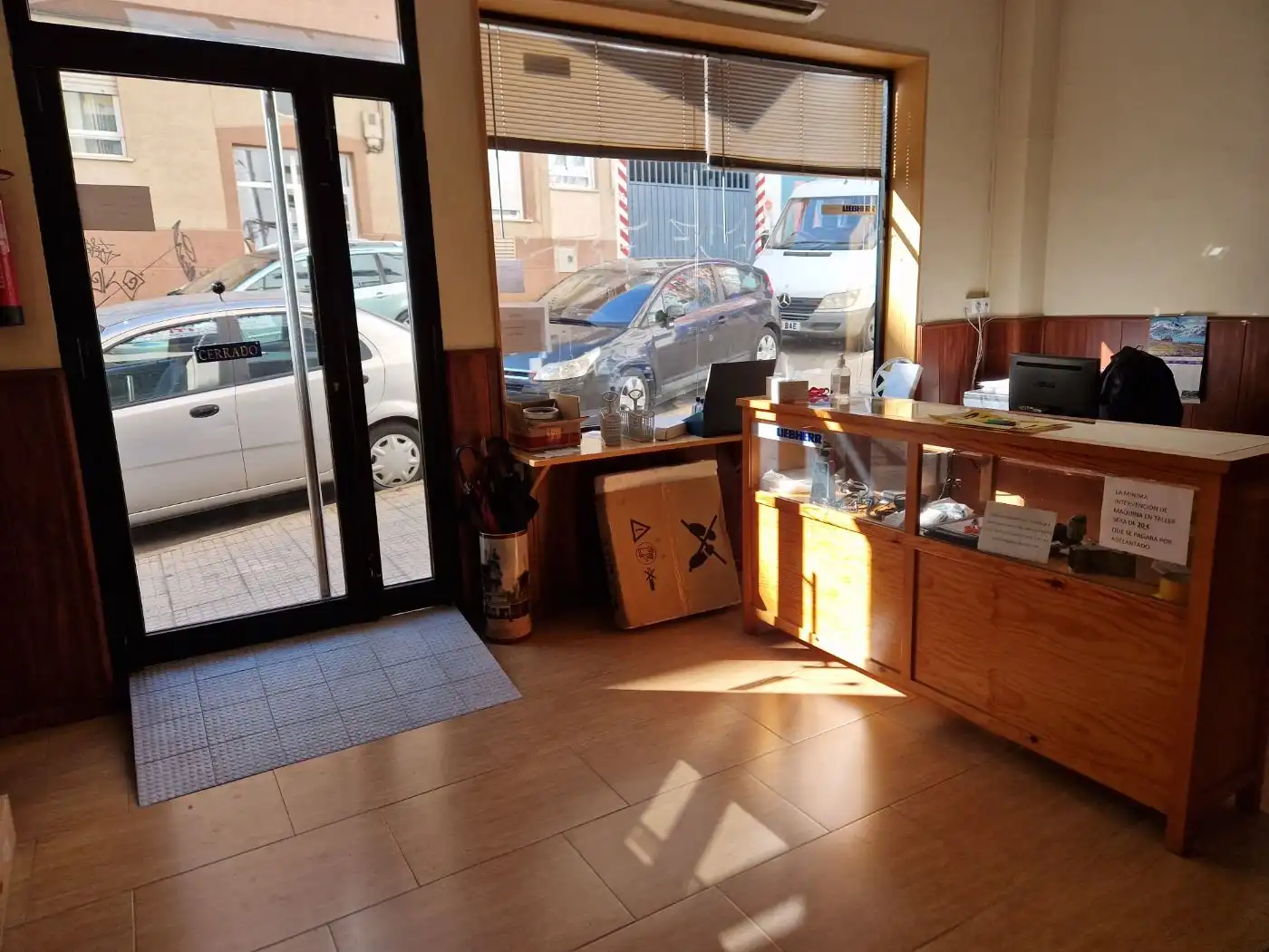 Local comercial en venda a Casco Antiguo