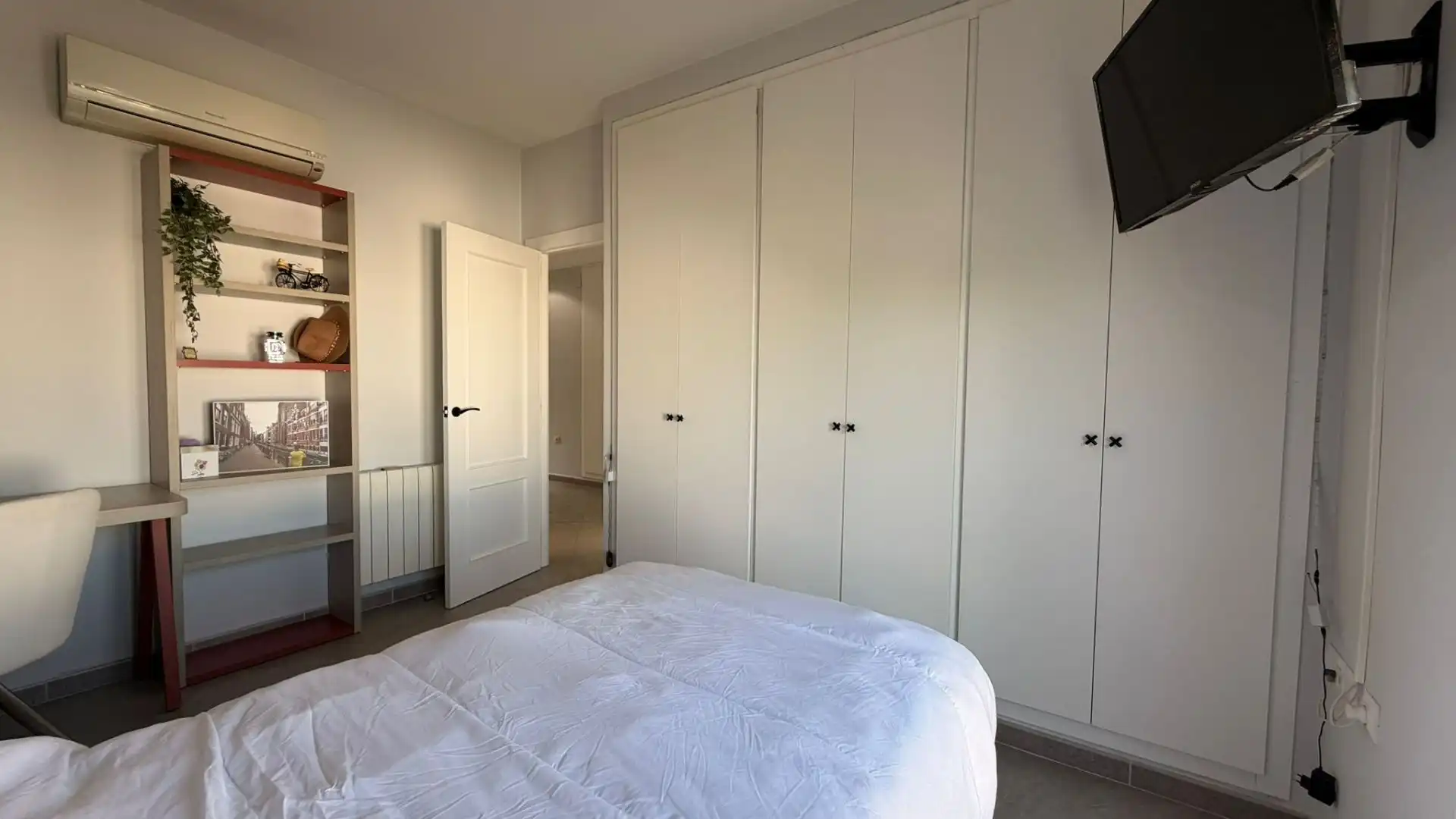 Schlafzimmer von Einfamilien-Reihenhaus zum Verkauf in Villanueva de Castellón mit Klimaanlage und Abstellraum