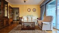 Living room of Apartment for sale in Ourense Capital   with Heating, Parquet flooring and Storage room