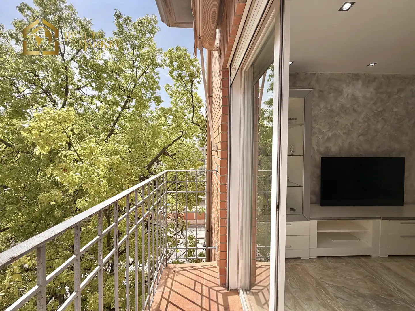 Balcony of Flat for sale in Valencia  with Private garden, Furnished and Washing machine