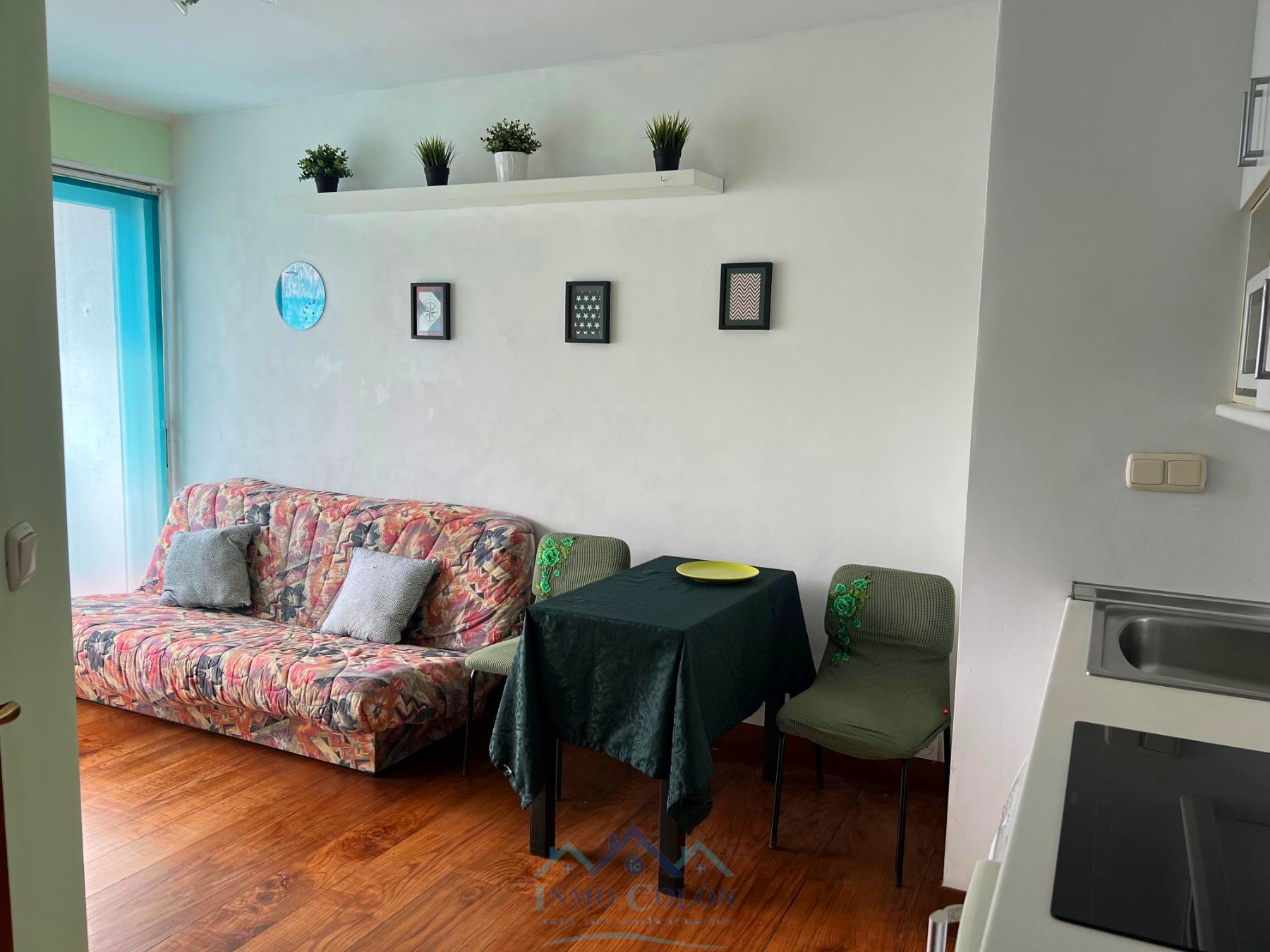 Sala de estar de Apartamento en venta en Urrugne con Trastero, Amueblado y Balcón