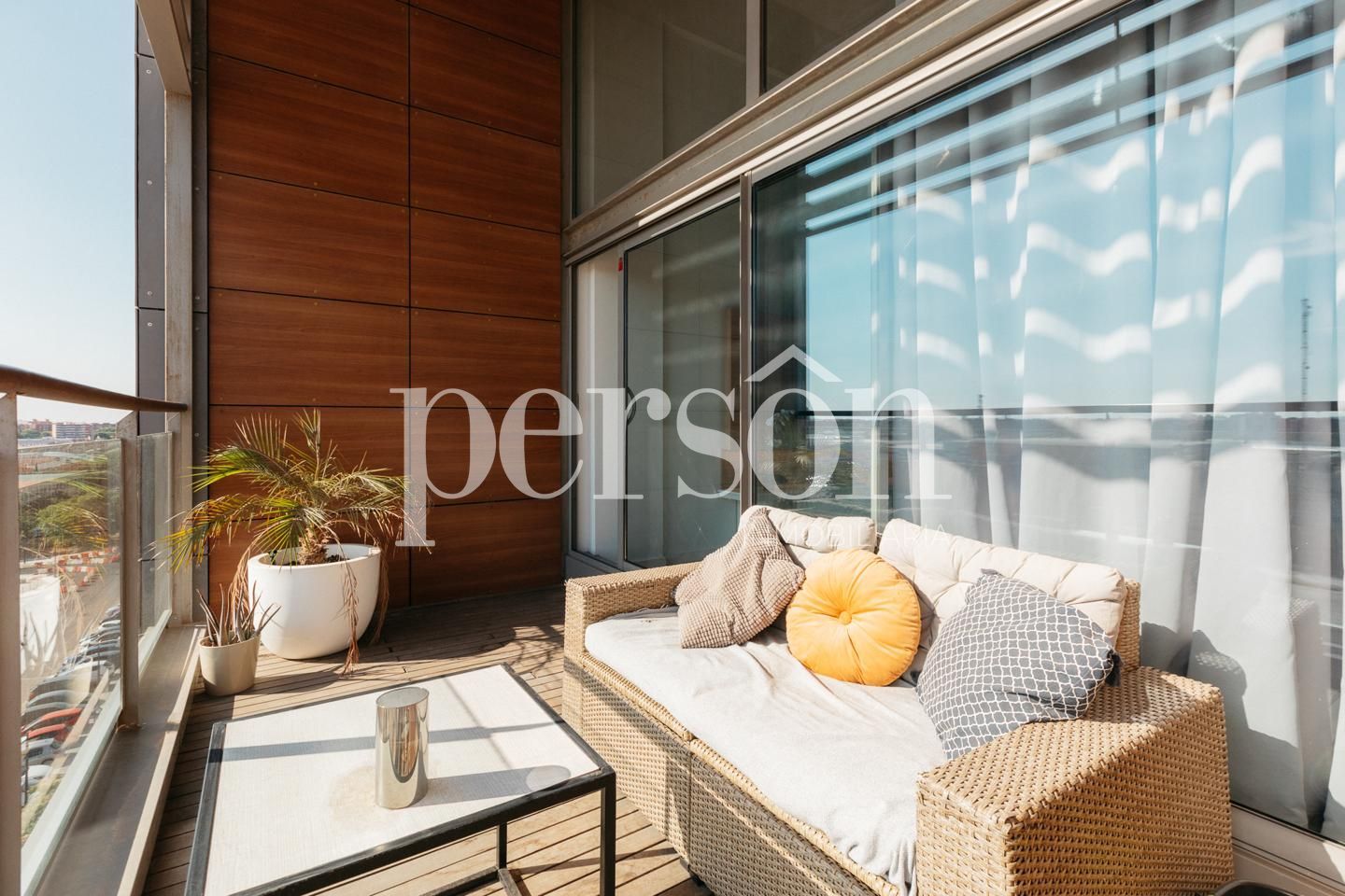 Terrace of Attic to rent in  Valencia Capital  with Air Conditioner, Terrace and Storage room