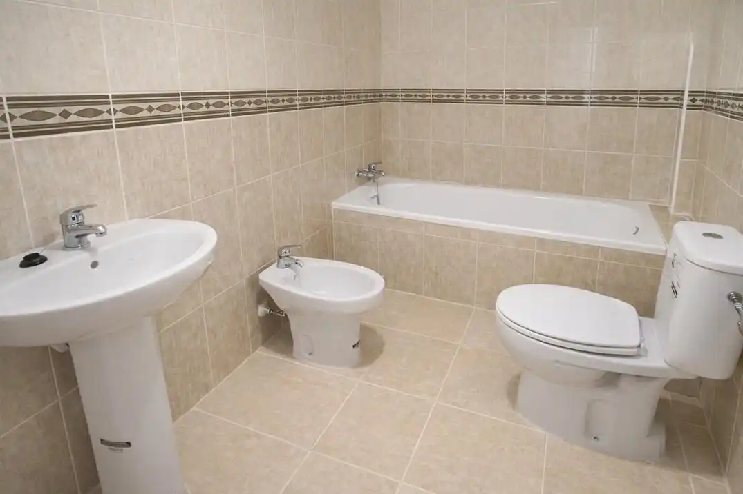 Baño de Ático en venta en Almoradí con Terraza, Balcón y Piscina comunitaria