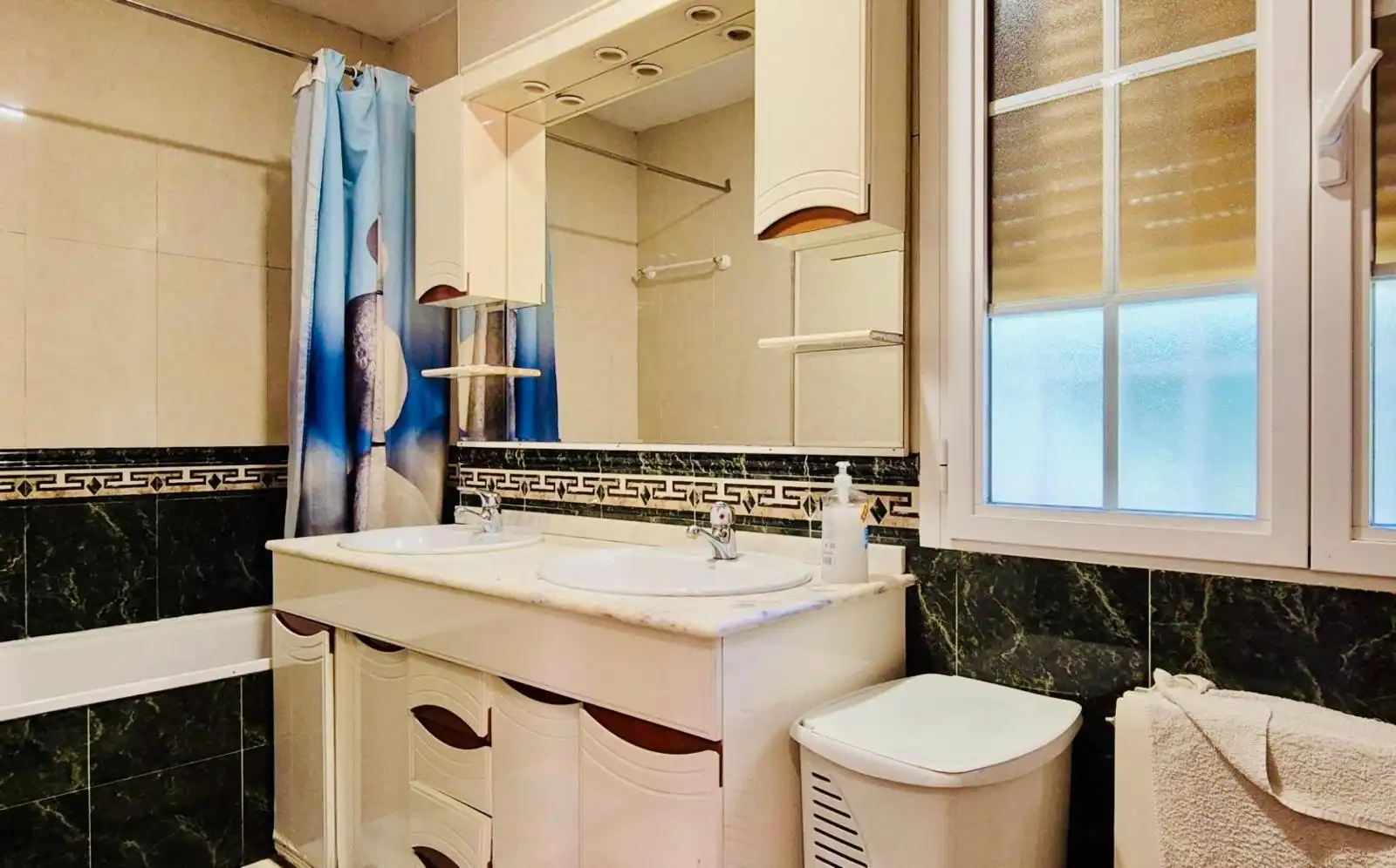 Baño de Casa o chalet en venta en Nuevo Baztán con Calefacción, Jardín privado y Terraza