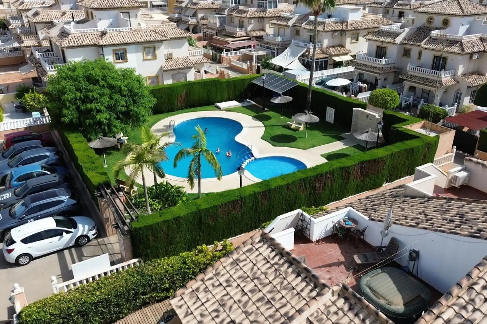 Schwimmbecken von Haus zur Miete in Orihuela mit Klimaanlage, Heizung und Privatgarten