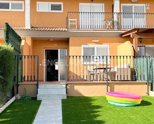 Terrace of House or chalet to rent in Serra  with Heating, Private garden and Terrace