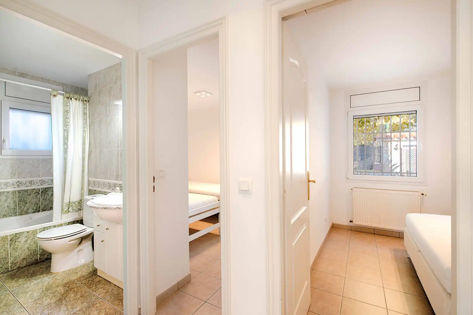 Chalet con piscina en venta en Carrer Llobregat, imagen 28
