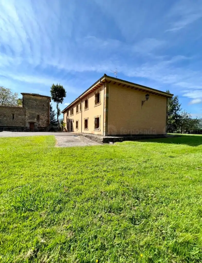 Vista exterior de Casa o chalet en venta en Piloña con Calefacción y Jardín privado