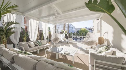 Casa de lujo de 318 m2 con piscina y vistas en venta en Vinyet, Sitges