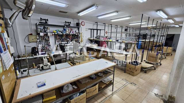 Local comercial en Venta en Carrer de Calaf en Can Mariner