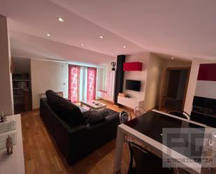 Living room of Attic to rent in Las Navas del Marqués 