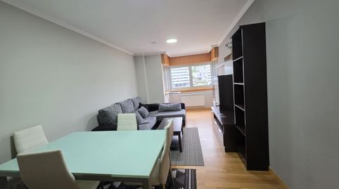 Foto 3 de Piso de alquiler en José Pascual López Cortón, Someso - Matogrande, A Coruña Capital