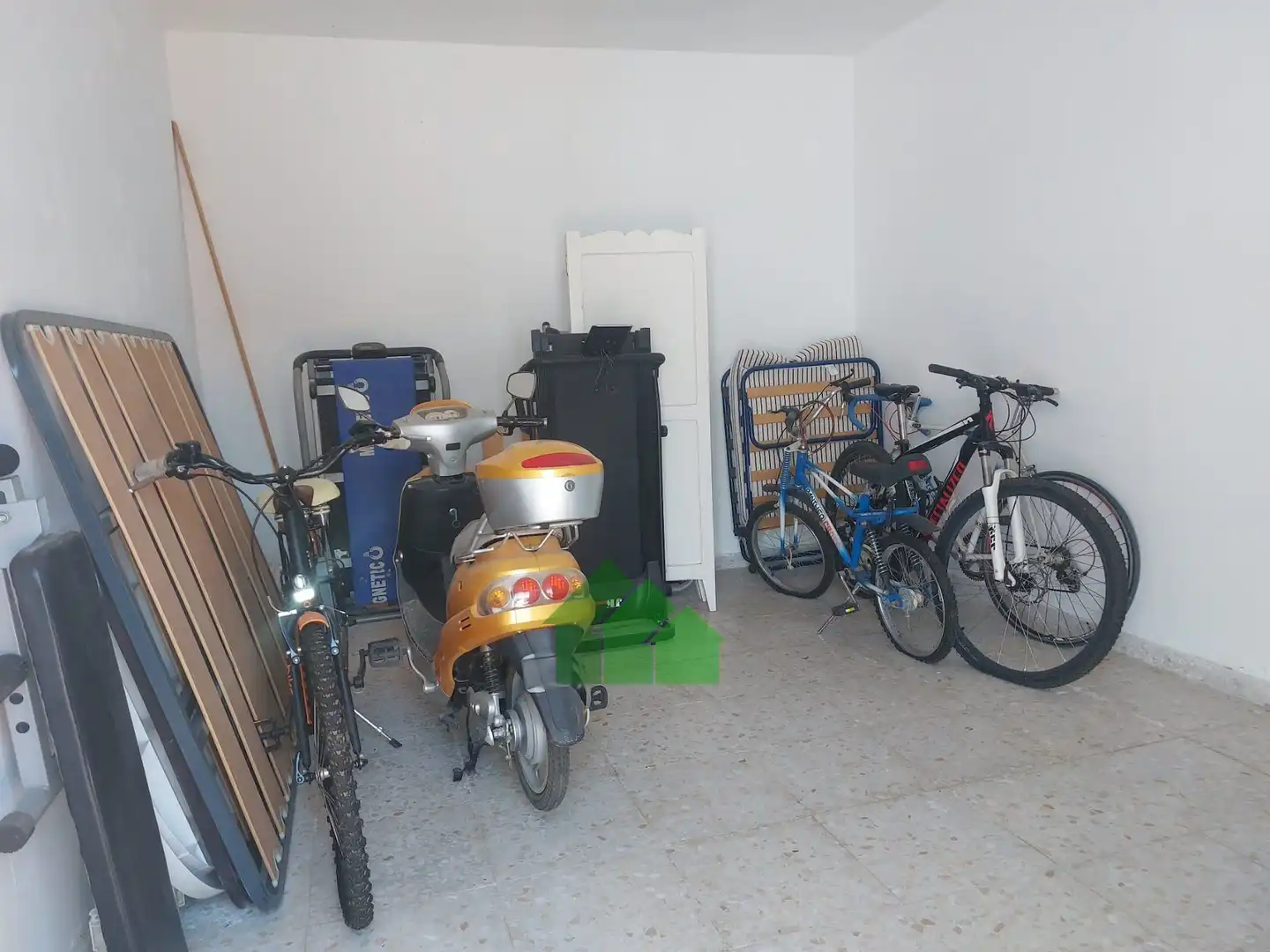 Aparcament de Casa o xalet en venda en Montijo amb Traster i TV