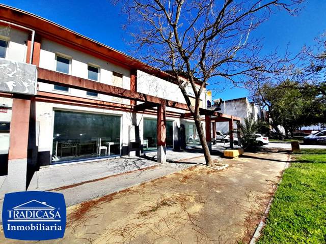 Local comercial en Alquiler en El Retiro - La Vid