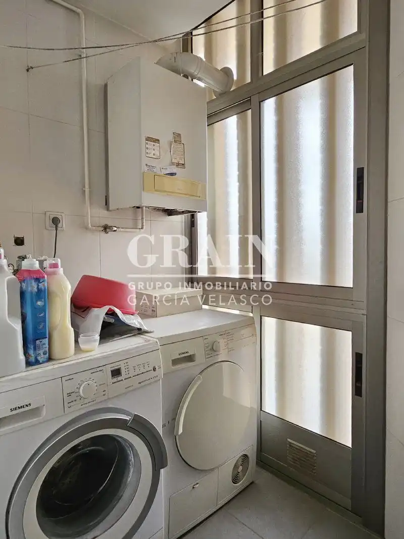 Exterior view of Flat for sale in Albacete  with Air Conditioner, Heating and Storage room