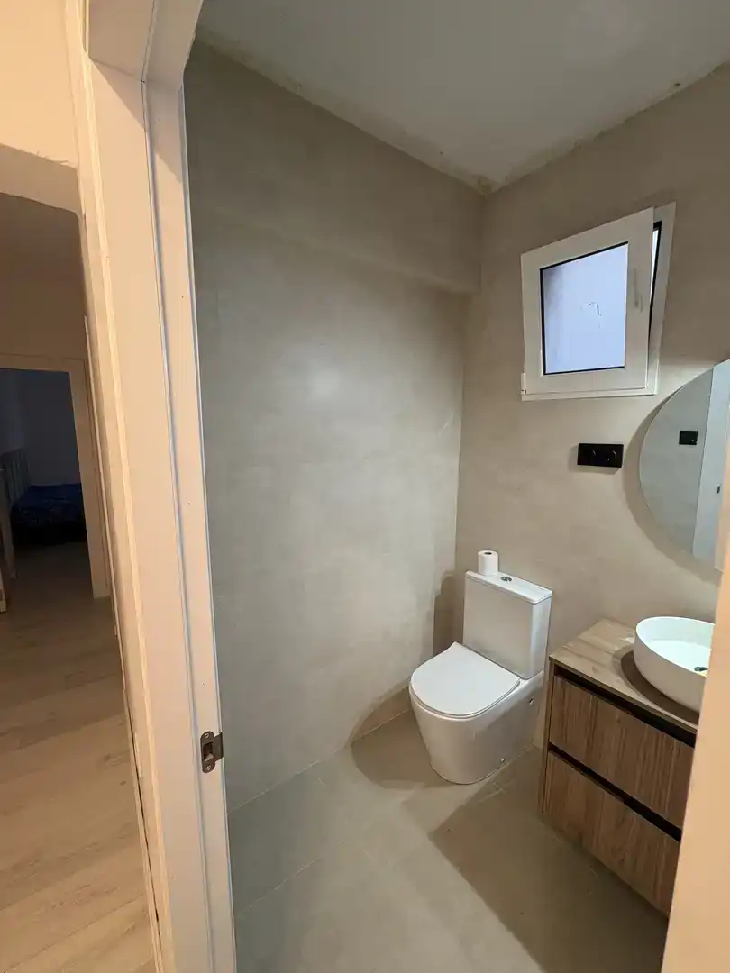 Badezimmer von Wohnung zur Miete in Alfafar mit Klimaanlage und Balkon