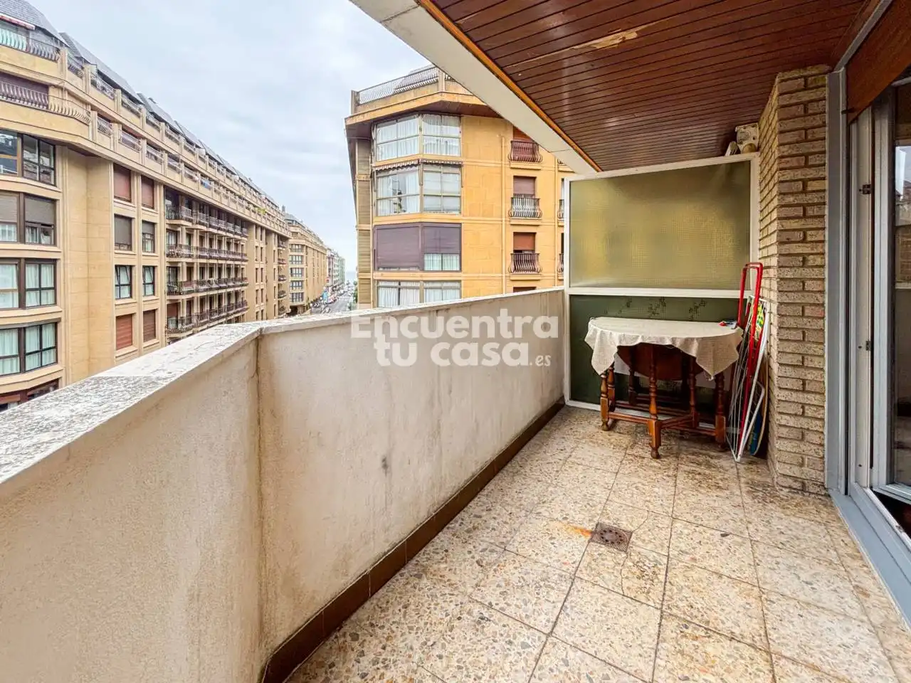 Habitación de Piso de alquiler en Donostia - San Sebastián  con Calefacción, Parquet y Amueblado