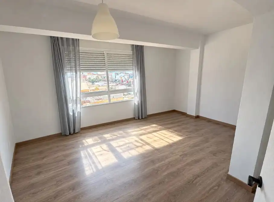 Piso en venta en La Pobla Llarga, Valencia