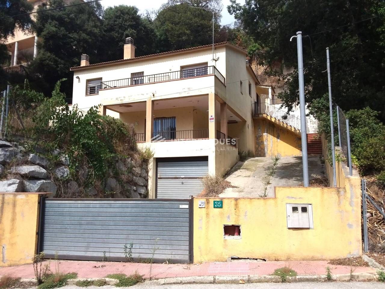 Vista exterior de Casa o xalet en venda en Dosrius amb Jardí privat i Terrassa