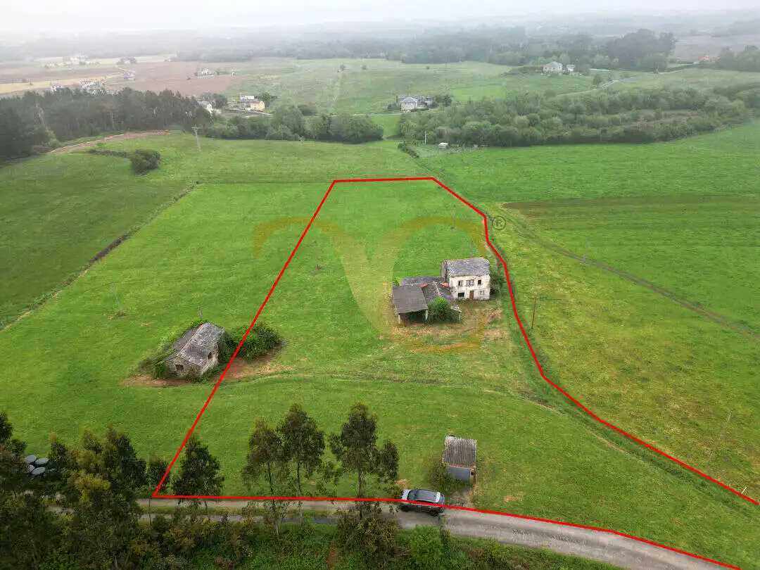 Casa o chalet en venta en El Franco  con Calefacción