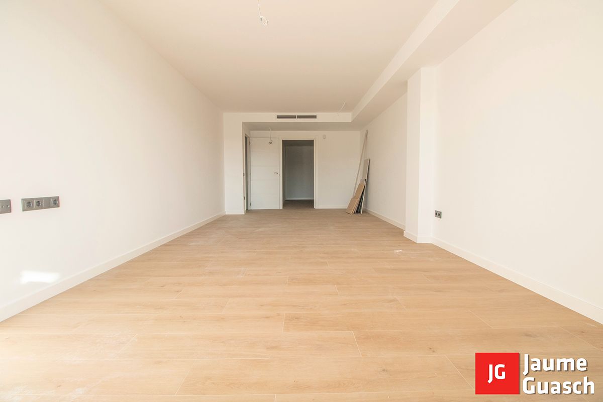 Wohnung zum Verkauf in Torredembarra mit Klimaanlage, Heizung und Parkett