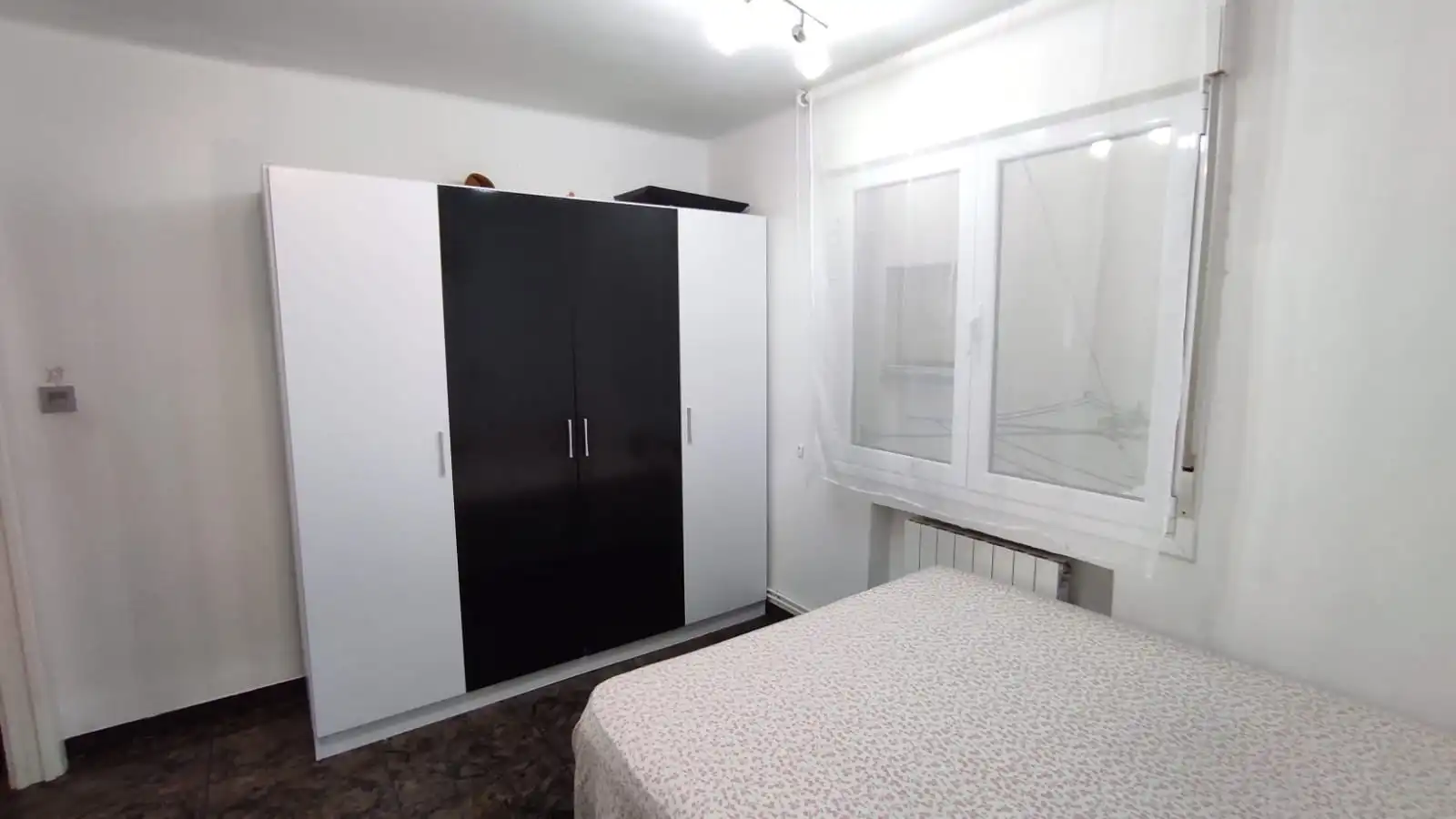 Habitación de Piso en venta en Ermua con Calefacción, Trastero y Amueblado
