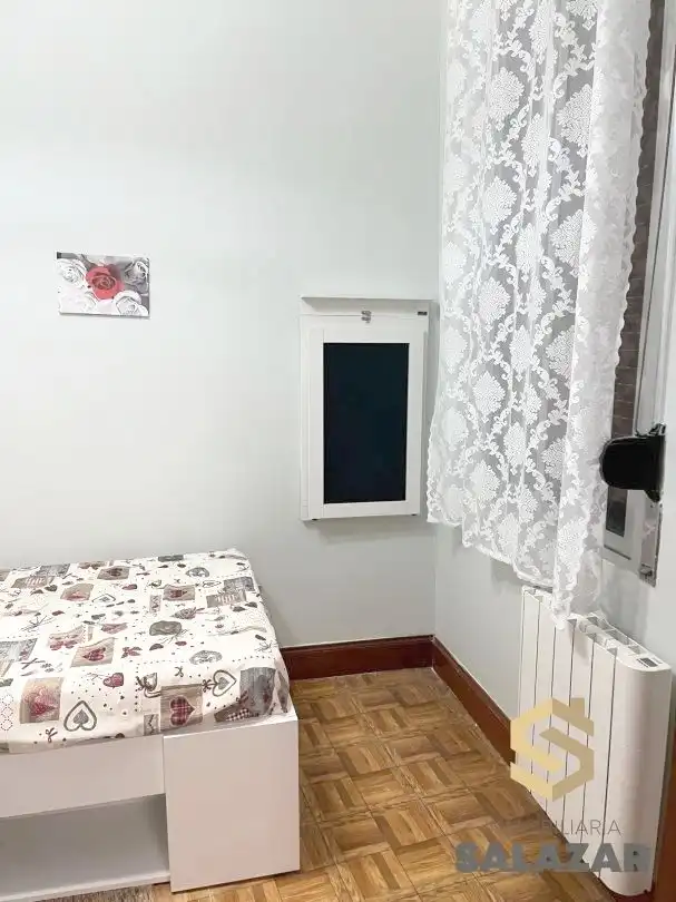 Flat with terrace to rent in Barrenkale, imagen 14
