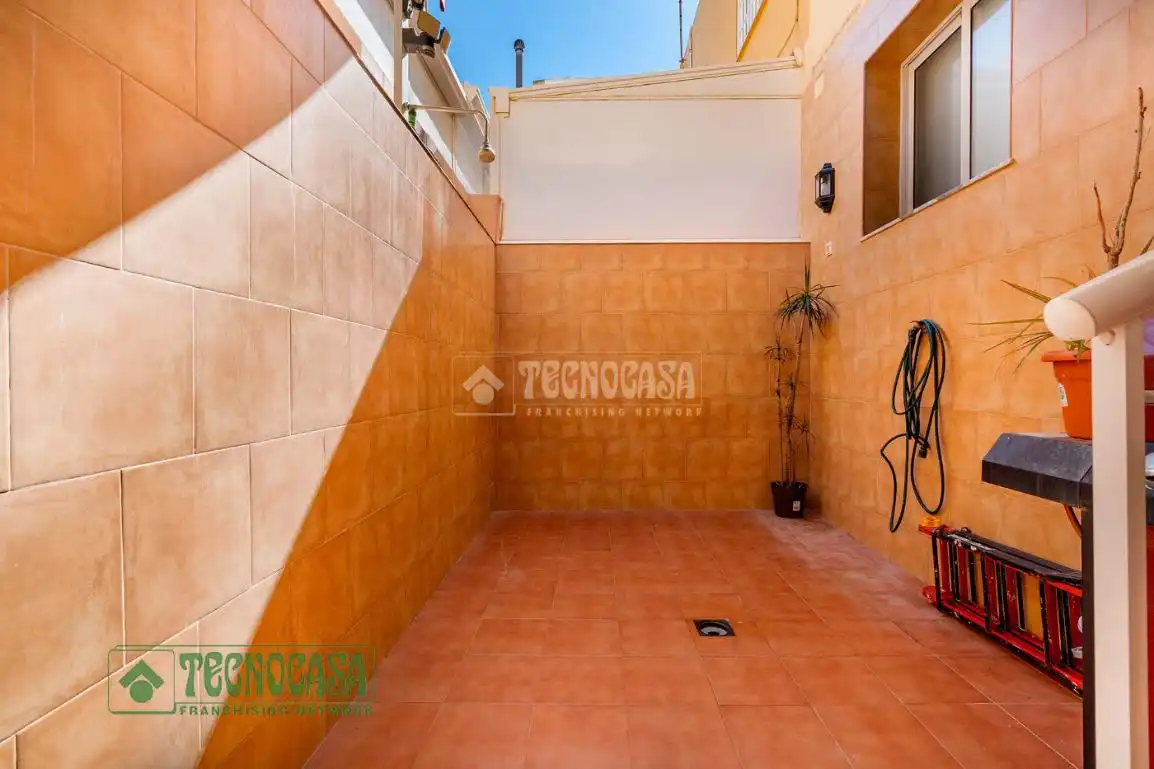 Terrassa de Casa adosada en venda en El Ejido amb Aire condicionat, Calefacció i Terrassa