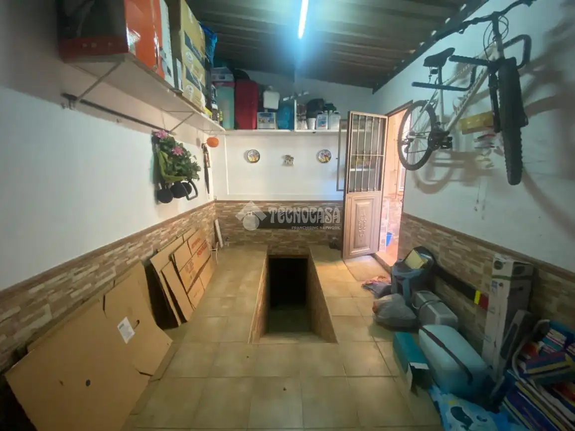Casa adosada en venta en Centro - Doña Mercedes