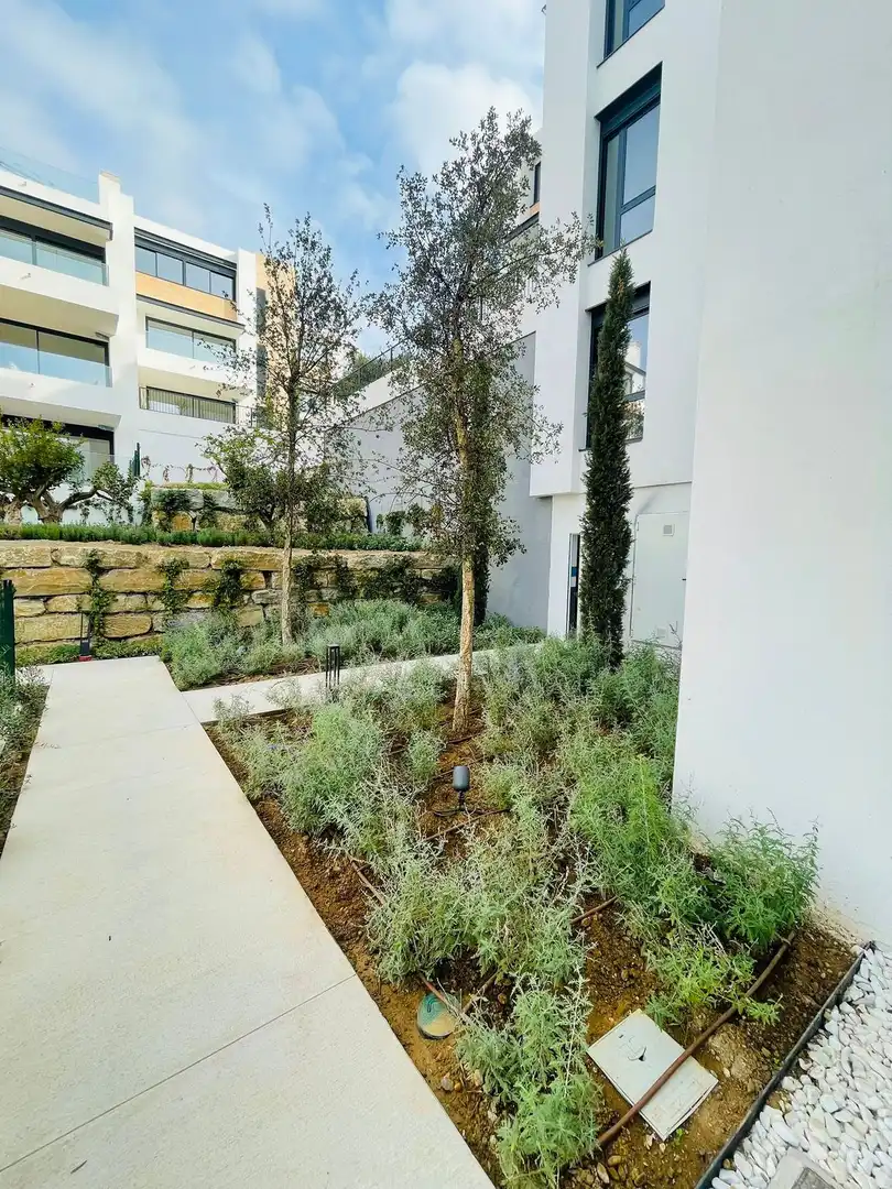 Piso con piscina en venta en Estepona - Estepona,Centro,Avenida Juan Carlos I, imagen 33