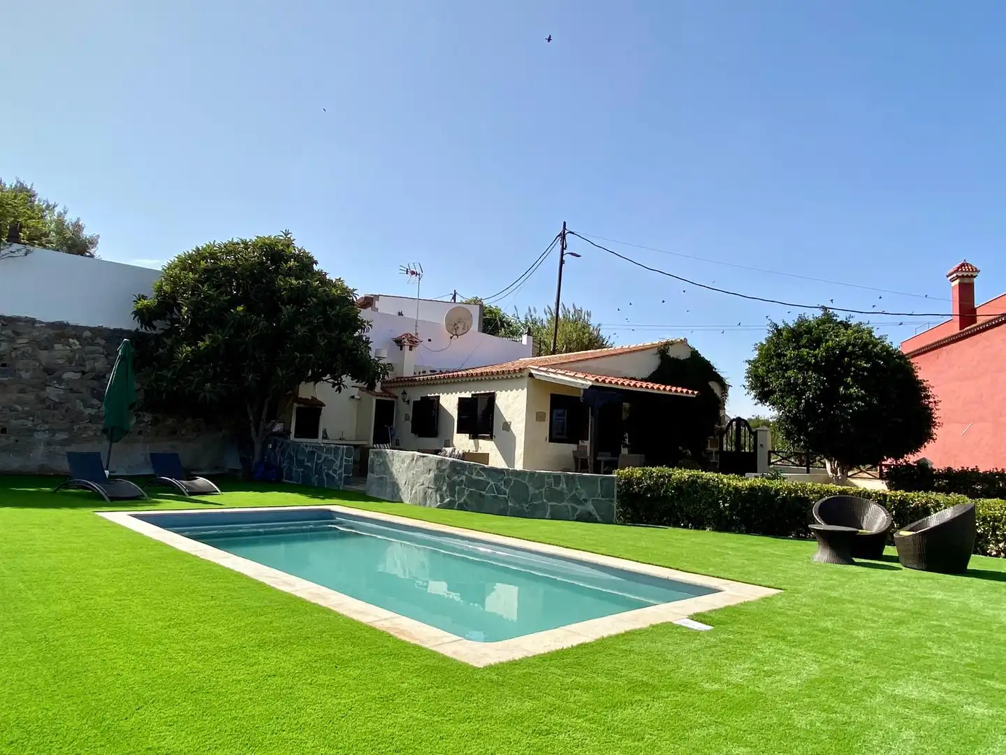 Villa con piscina in vendita a Calle Principal 68