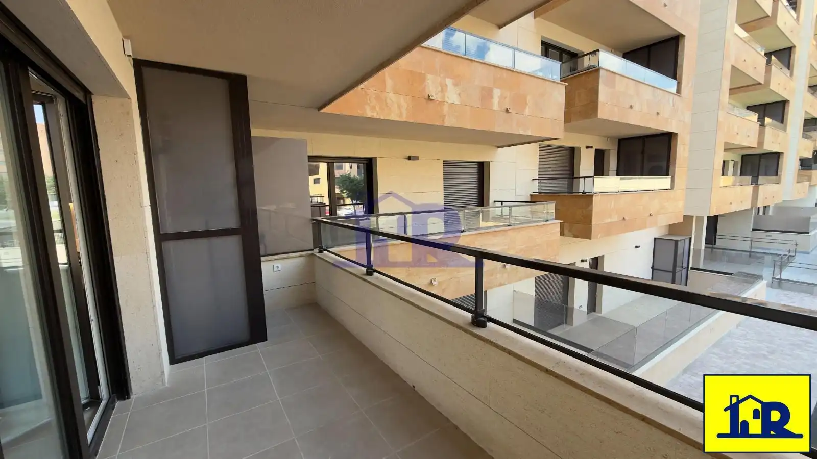 Terrasse von Wohnung zur Miete in Cuenca mit Heizung, Abstellraum und Schwimmbad