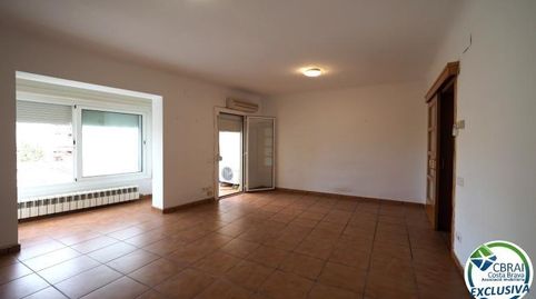 Foto 3 de Apartamento en venta en Carrer D'en Mairo, 54, Centre, Roses
