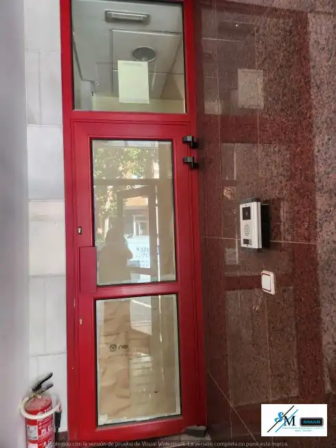 Local comercial en venda a Calle Reino Unido 2, imagen 5