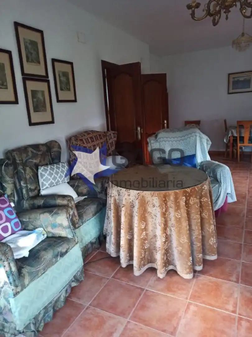 Sala d'estar de Pis en venda en Córdoba amb Traster i Piscina