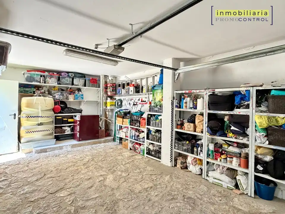 Casa o xalet en venda en Zuera amb Aire condicionat, Calefacció i Jardí privat