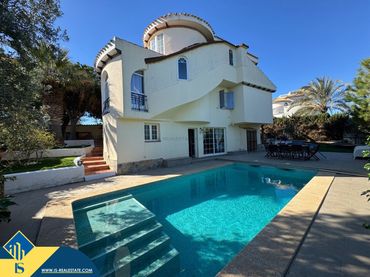 Villa avec piscine à vendre à Orihuela Costa