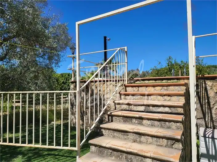 Casa rústica amb piscina en venda a Marchena, imagen 5