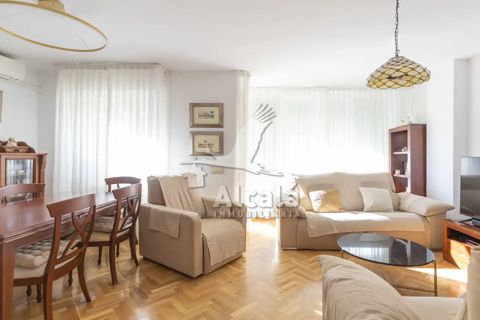Living room of Flat for sale in Alcalá de Henares  with Air Conditioner, Heating and Private garden