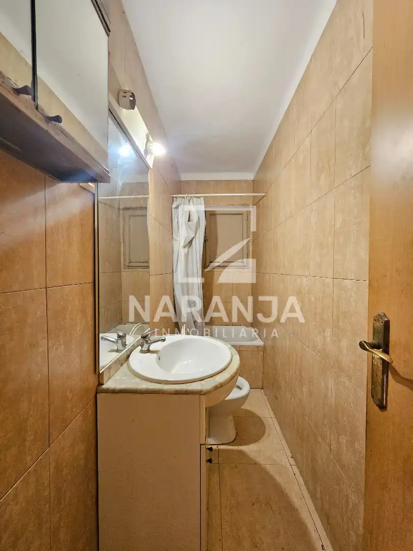 Habitación de Piso en venta en Barcelona con Balcón