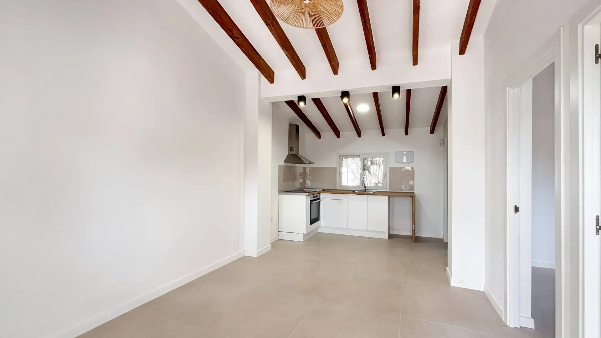 Küche von Haus oder Chalet zum Verkauf in Calpe / Calp mit Klimaanlage, Privatgarten und Terrasse