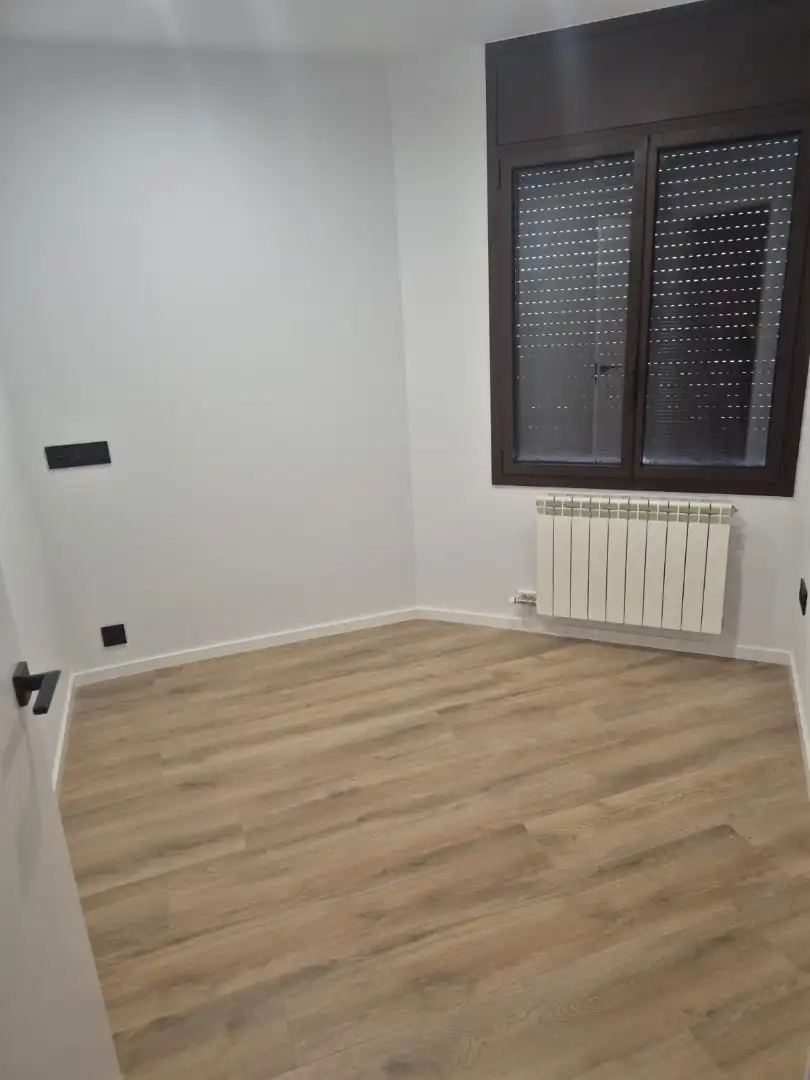 Schlafzimmer von Wohnung zur Miete in Santpedor mit Klimaanlage, Heizung und Parkett