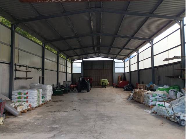 Nave industrial en Alquiler en La Vall d'en Bas