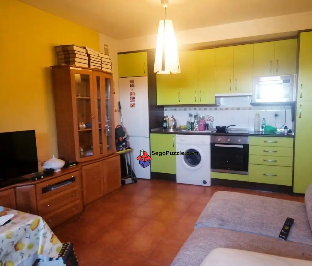 Piso con ascensor en venta en Valseca 14, imagen 2